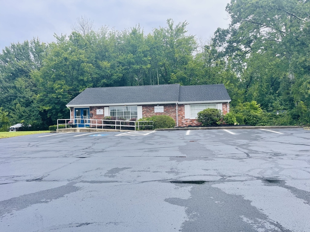1241 Gar Hwy