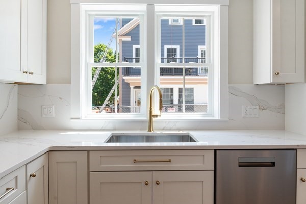 101 Market Street B