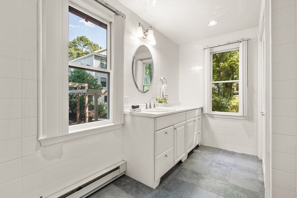 260 Hillside Avenue, Arlington, MA Photo #15