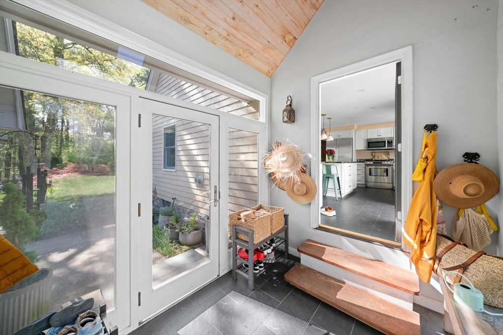 426 Pine Hill Rd