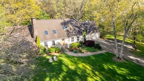 426 Pine Hill Rd Westport MA 02790