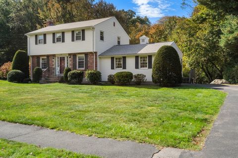 26 Garden Pkwy Norwood MA 02062