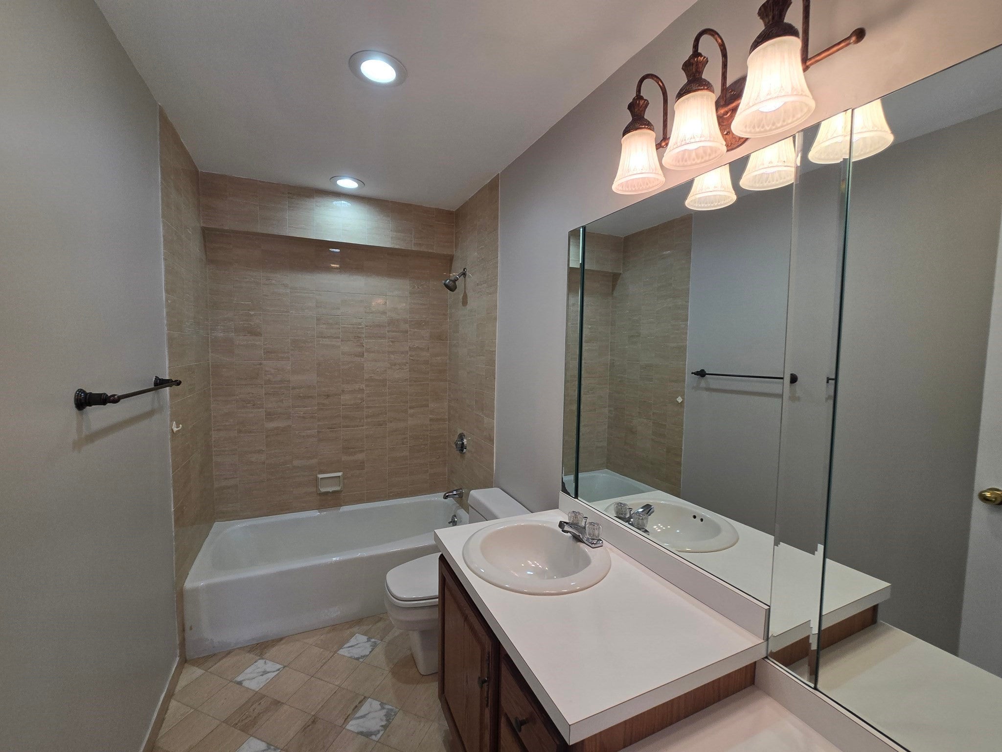 500 Washington St #409, Quincy, MA Photo #27