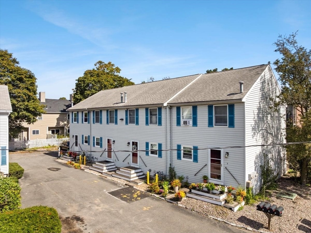 16 East St 2