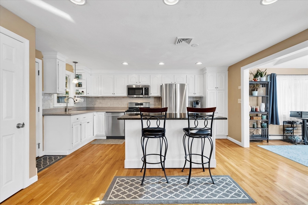 1115 Shootflying Hill Rd