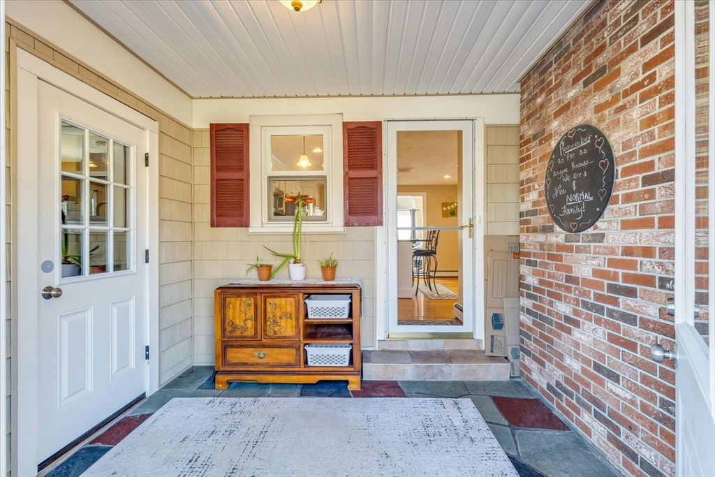 1115 Shootflying Hill Rd