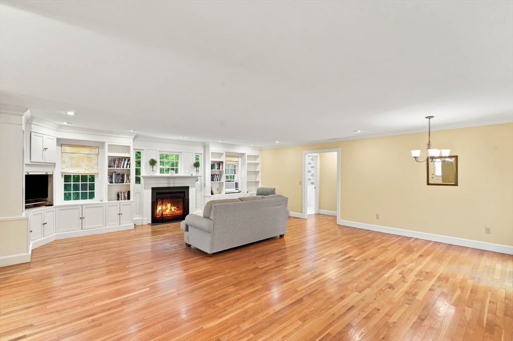 142 Ferry Rd, Bristol, RI Photo #18