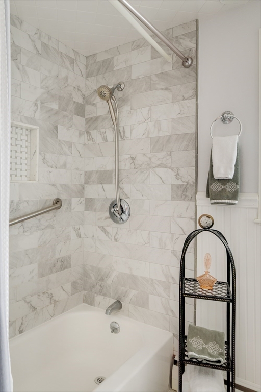 Medford, Massachusetts 02155, United States, 4 Bedrooms Bedrooms, ,3 BathroomsBathrooms,Residential,Active,147907