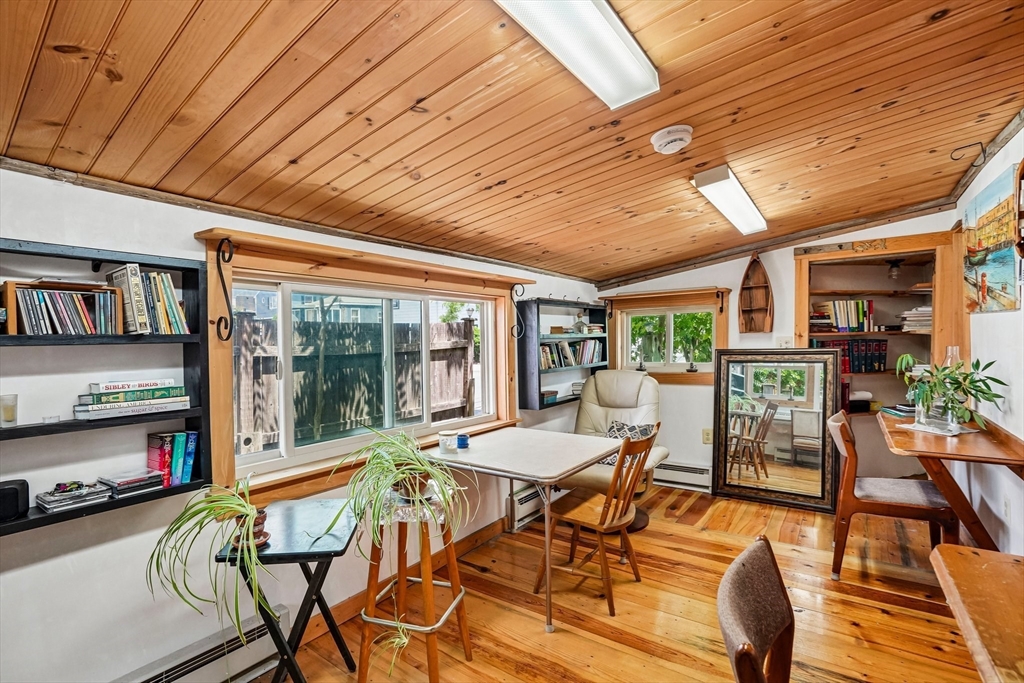 49 Ellerton St