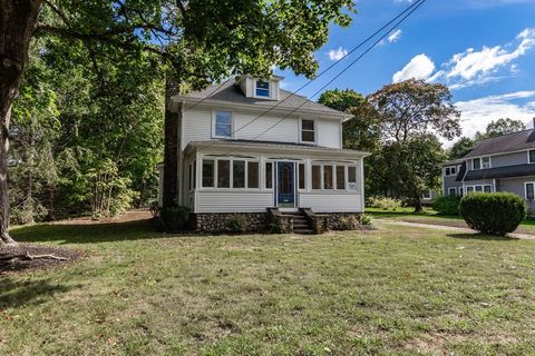 216 Plain St Millis MA 02054