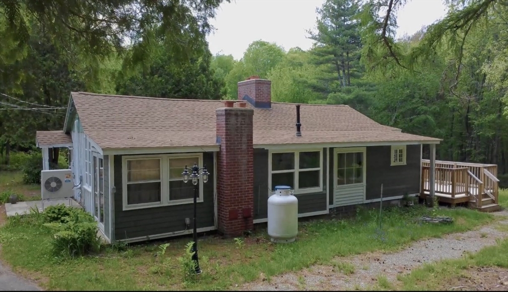 32 Hollow Rd