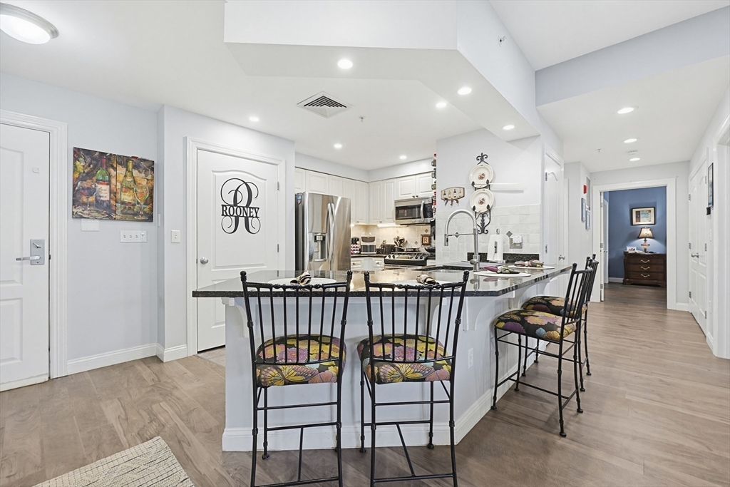 501 Commerce Dr 308