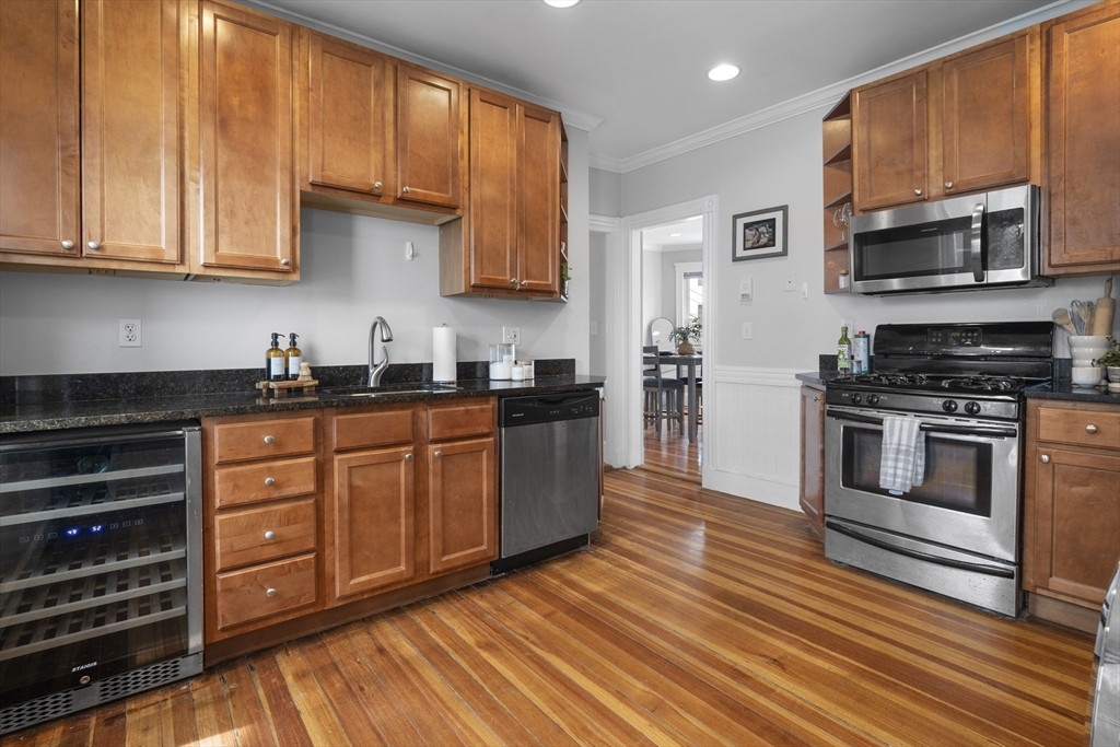 22 Buttonwood Street #1, Boston, MA Photo #8