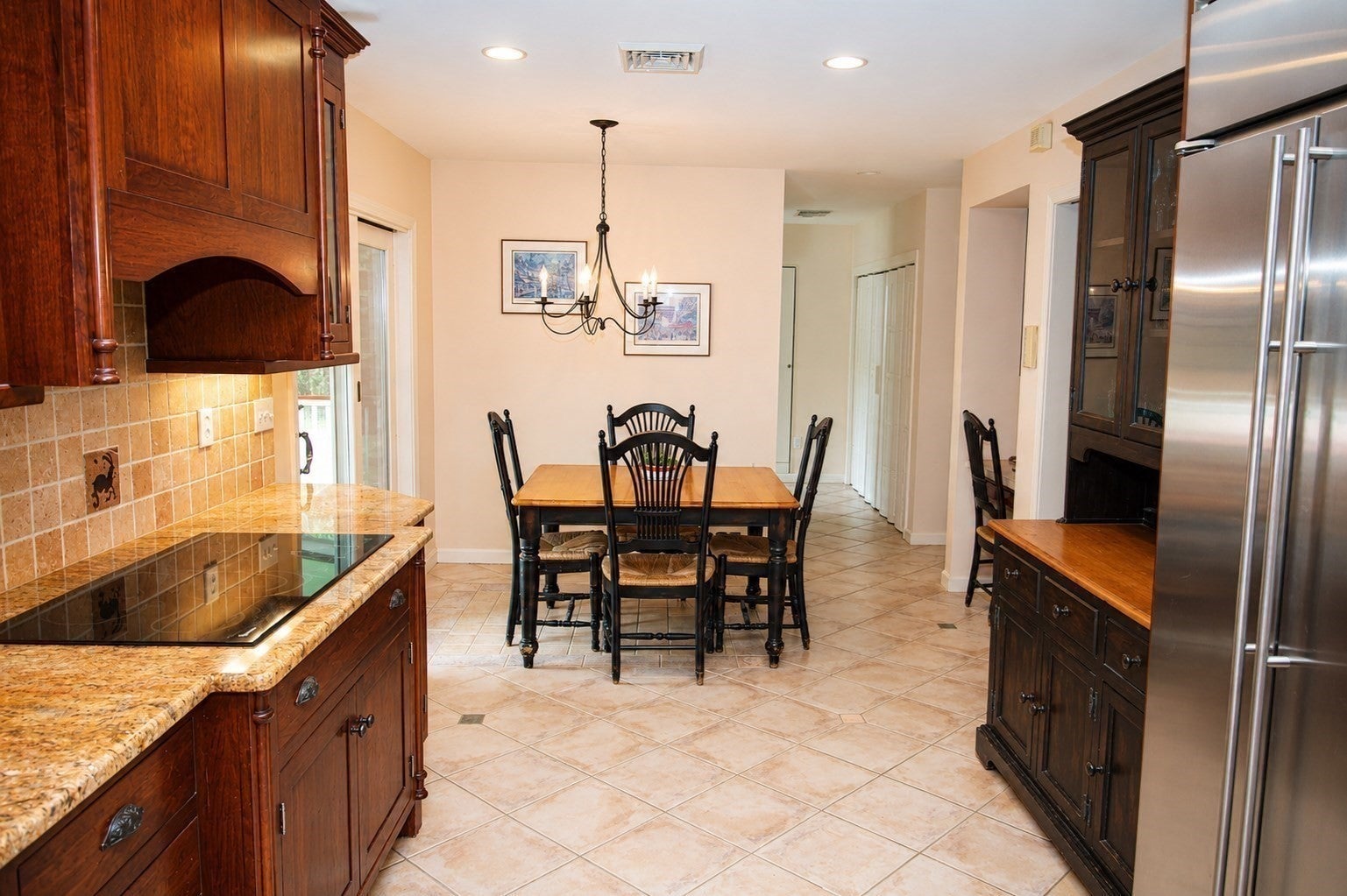 52 Brentwood RD, Chelmsford, MA Photo #12