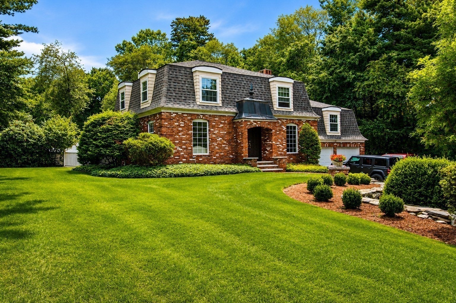 52 Brentwood