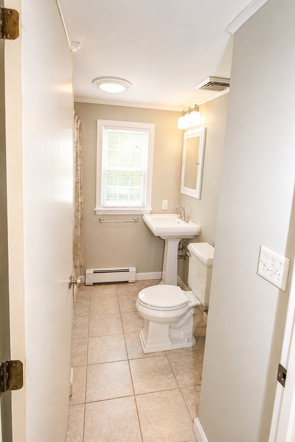 52 Brentwood RD, Chelmsford, MA Photo #29