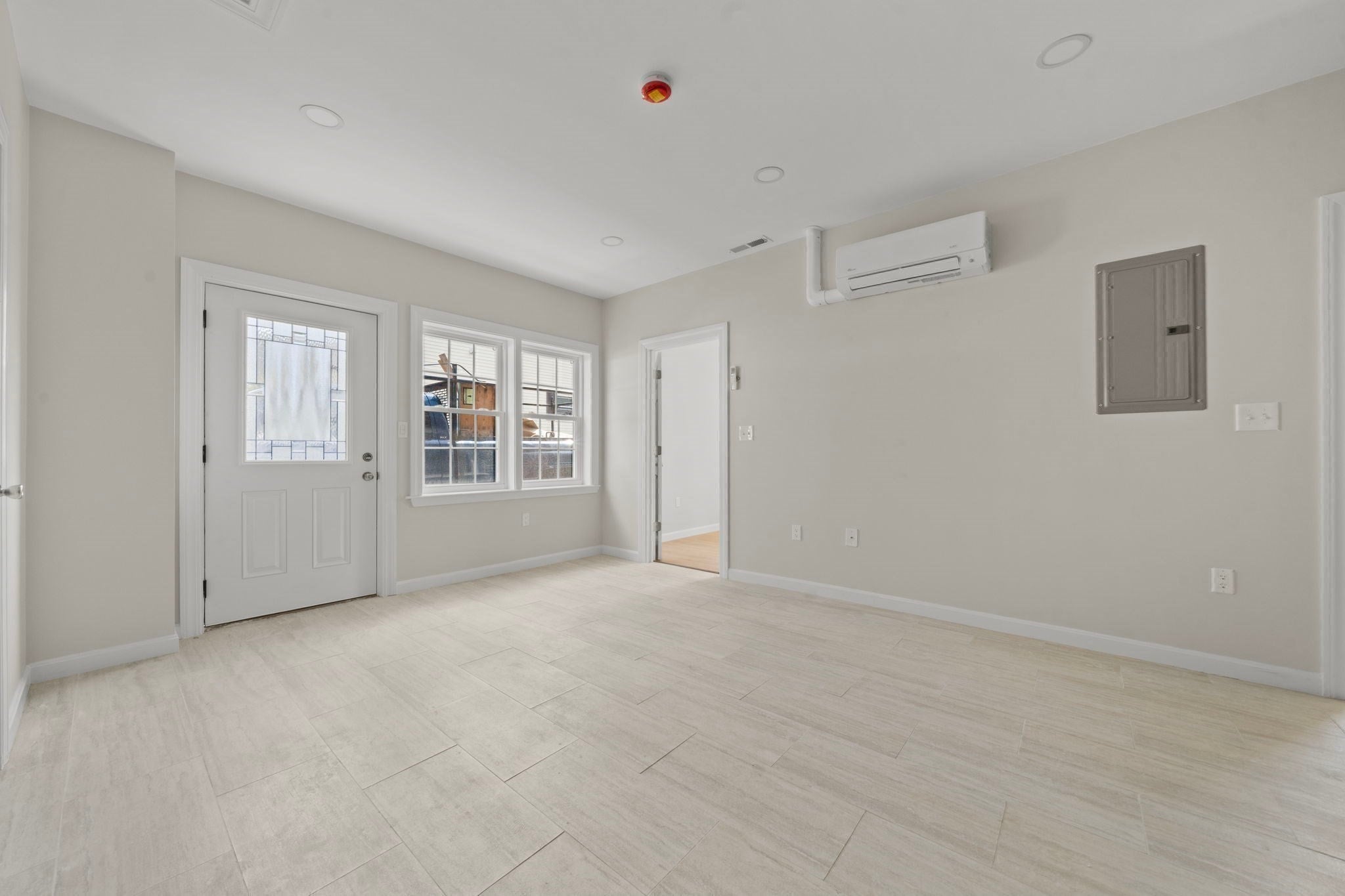 79 Johnson St, Lynn, MA Photo #32