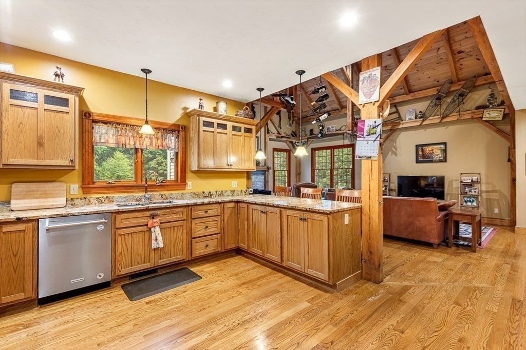 730 Scott Rd, Oakham, MA Photo #13