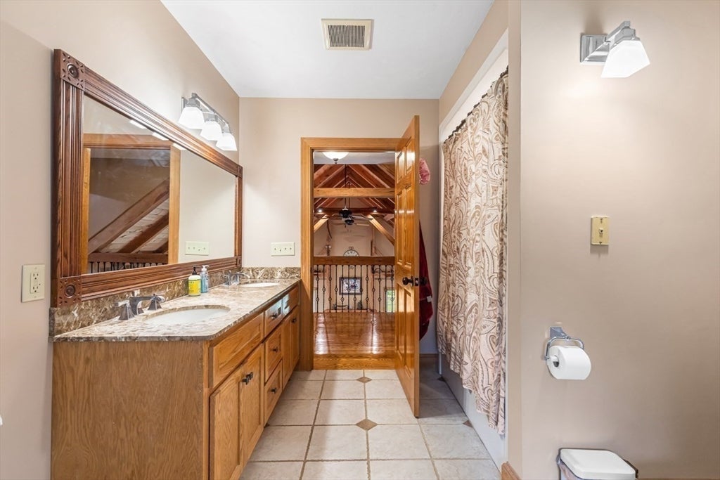 730 Scott Rd, Oakham, MA Photo #32