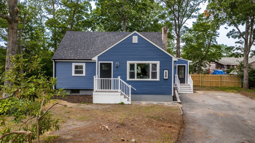 12 Chippewa Dr