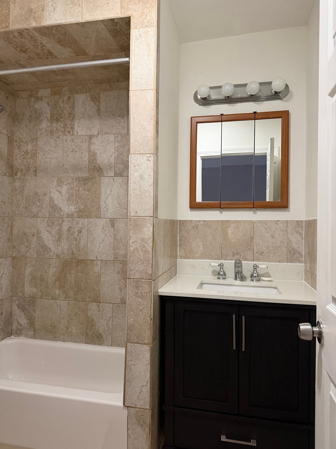 382 Green St Ext, Brockton, MA Photo #13