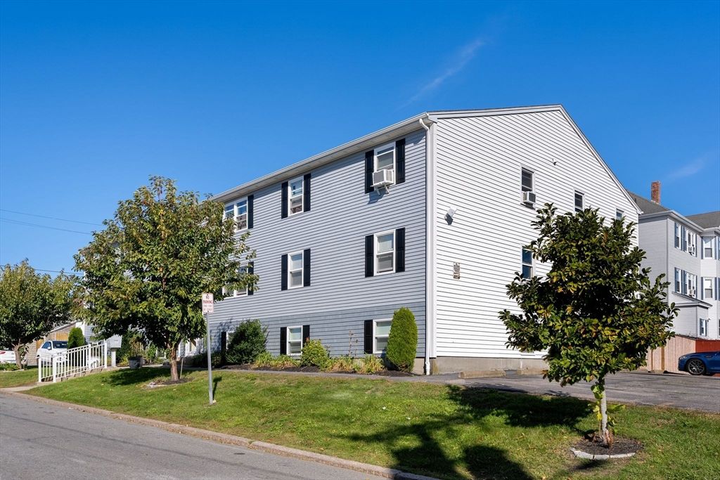 Photo of 120 Fifteenth St #5, Fall River, MA 02723 (MLS # 73503471)