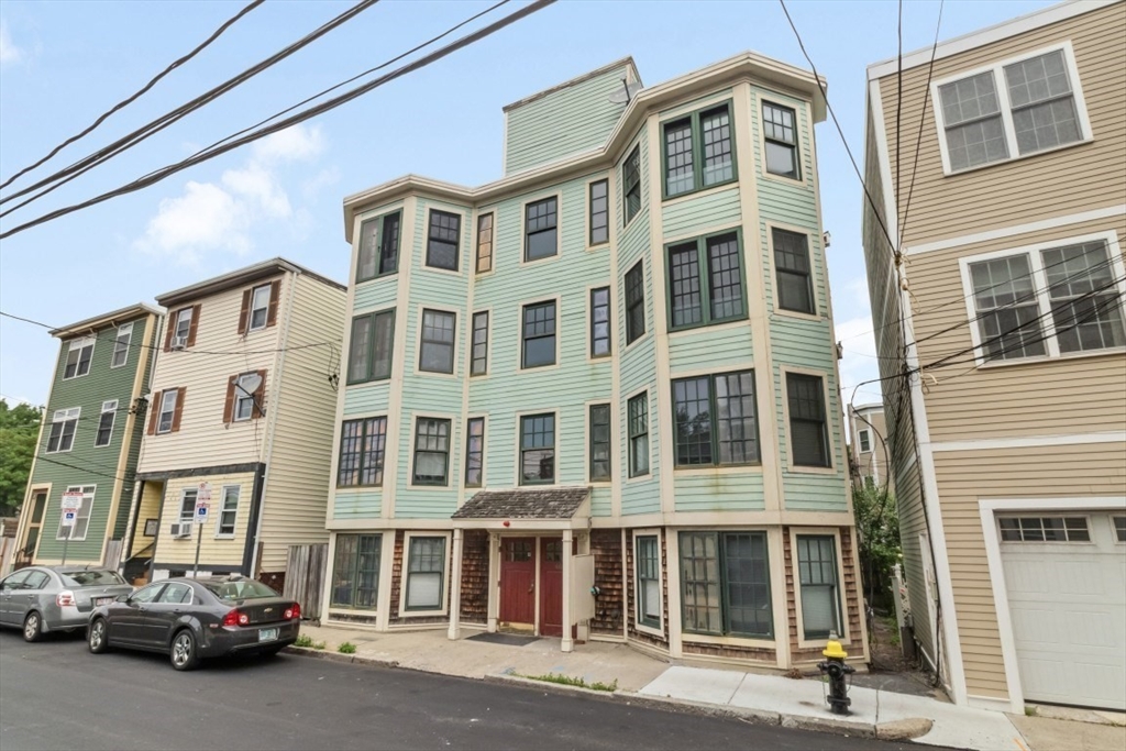 40 Baxter St 7