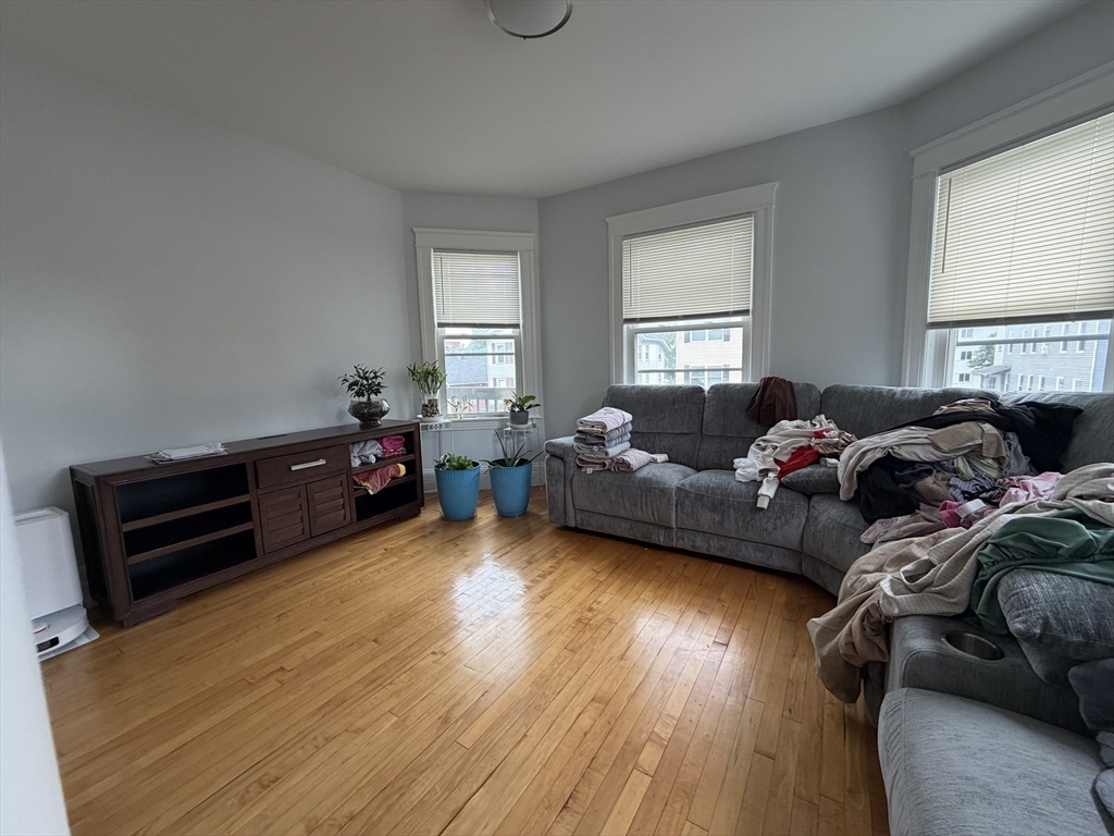7 Wyman St 2