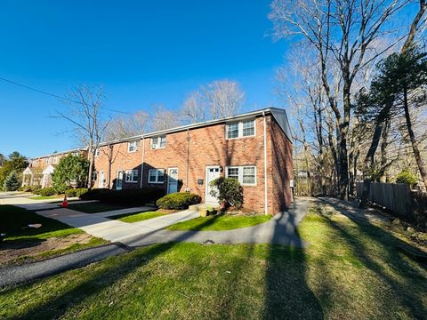 23 Regency Dr 23 Holliston MA 01746