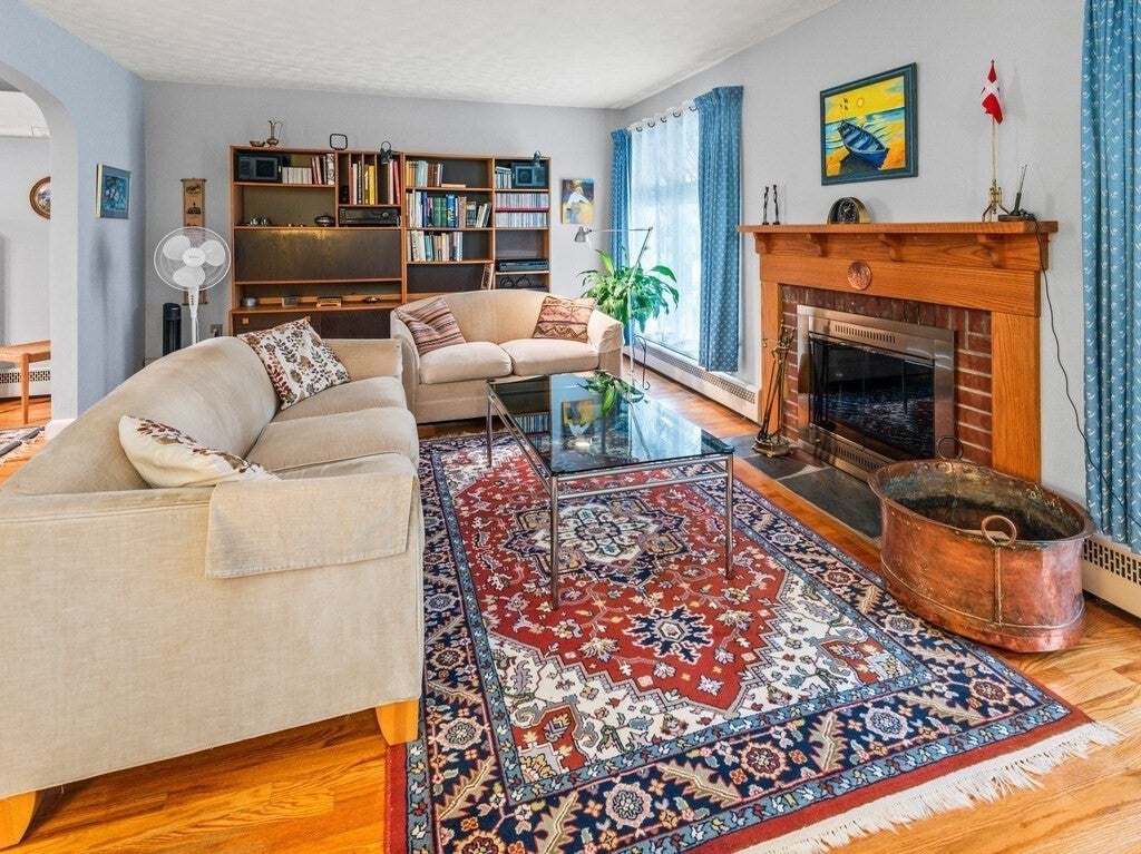 230 Brattle St, Holden, MA, 230 Brattle St, Holden, MA Photo #6