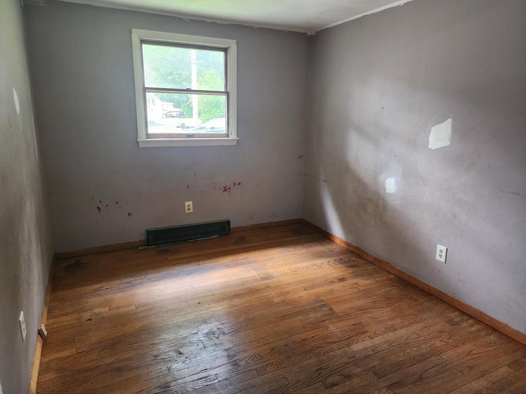 267 Morgan Rd, West Springfield, MA Photo #7