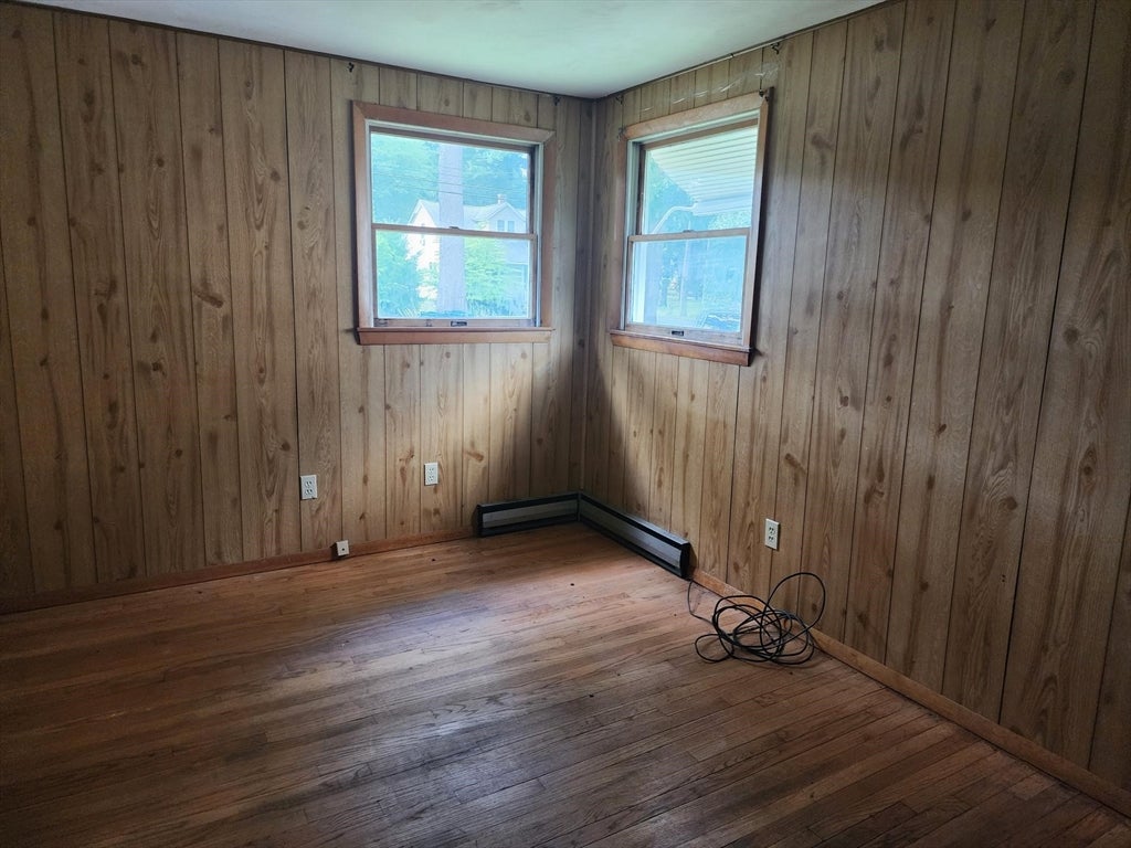 267 Morgan Rd, West Springfield, MA Photo #10