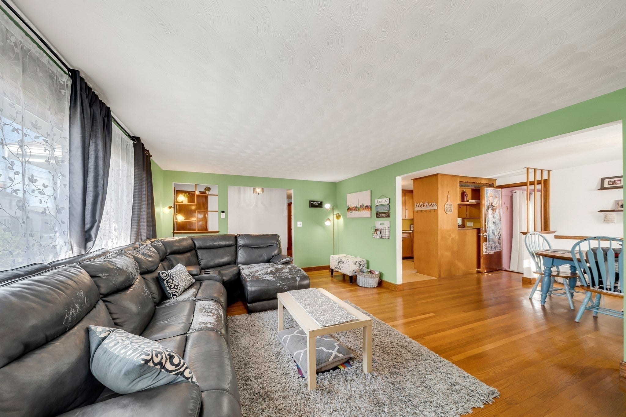 45 Sigourney St