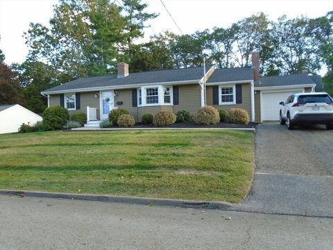 29 Appletree Lane Holden MA 01520