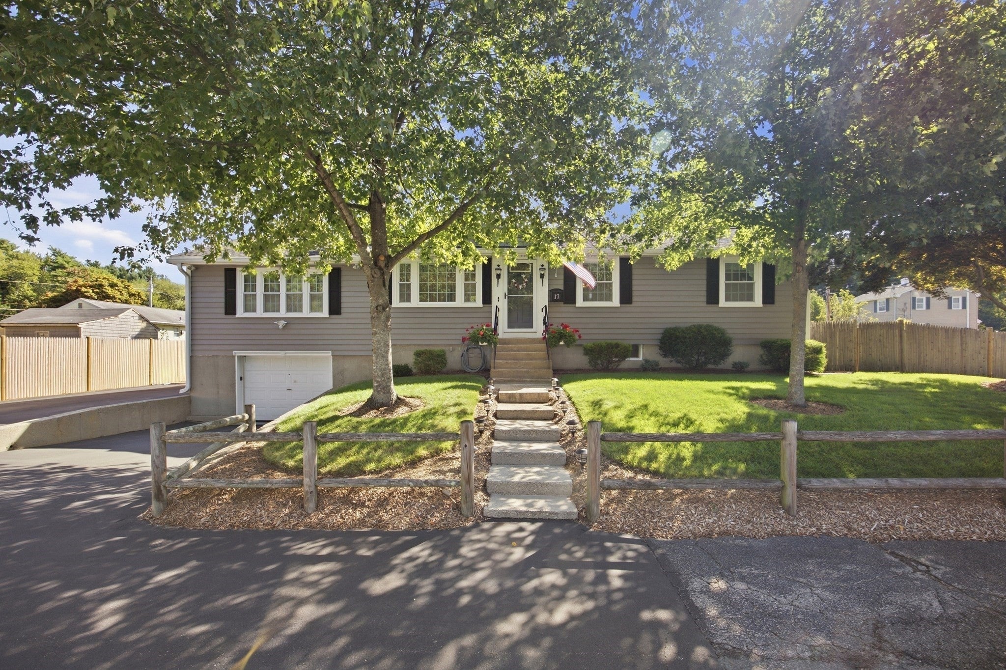 17 Grove Ave, Holbrook, MA Photo #1