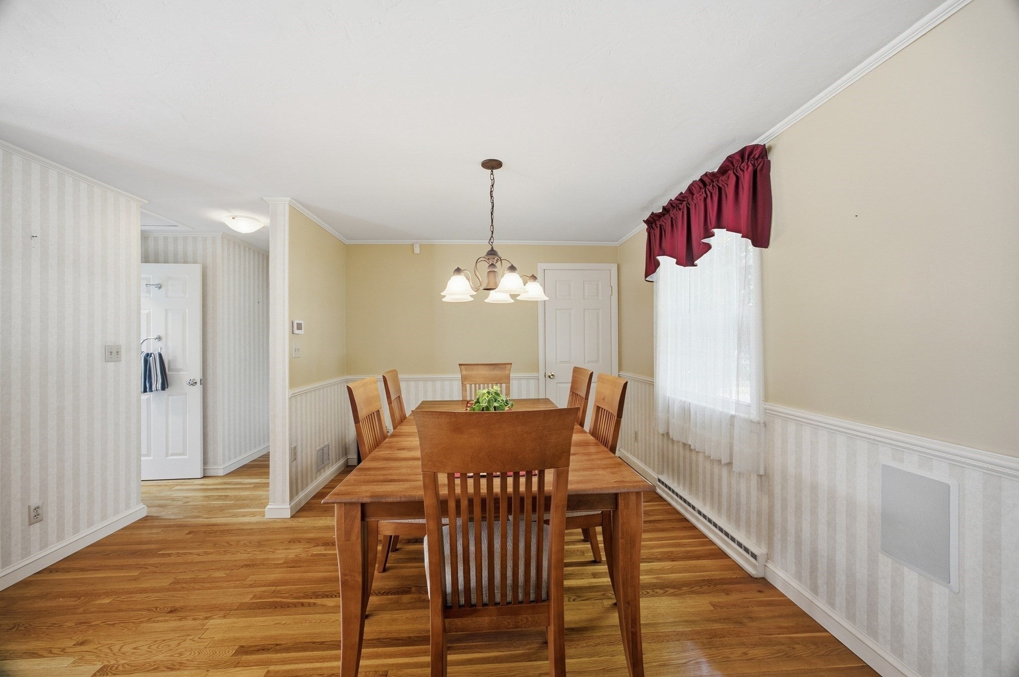 17 Grove Ave, Holbrook, MA Photo #7
