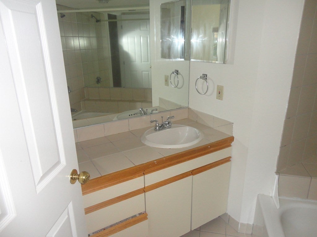 14 Drake Cir #14, Walpole, MA Photo #15