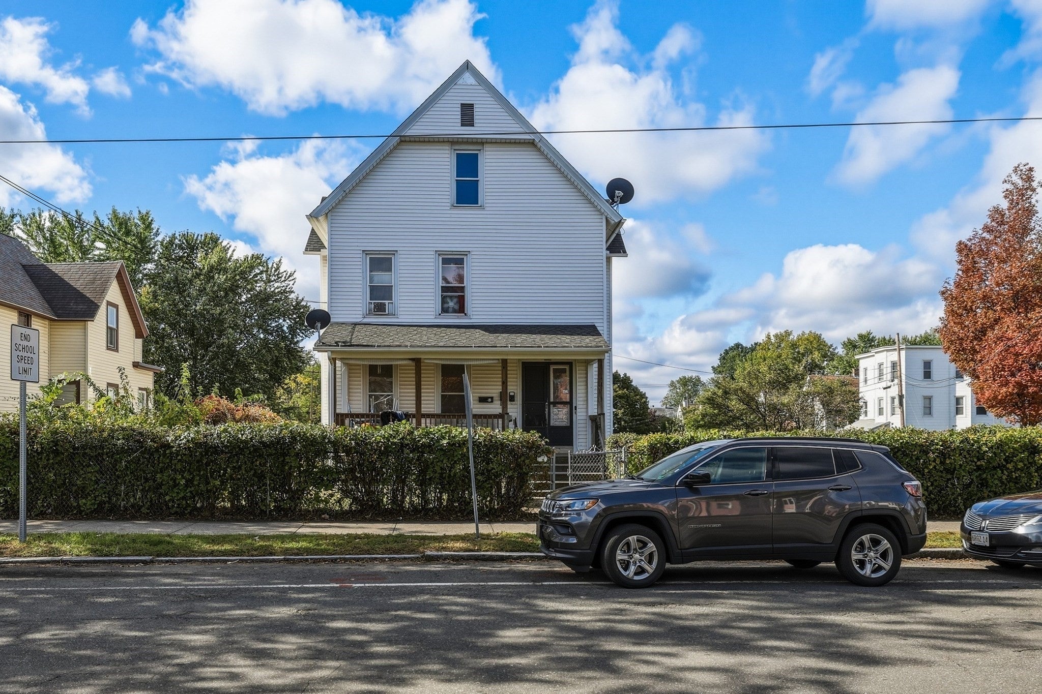 Photo of 580 Main St, West Springfield, MA