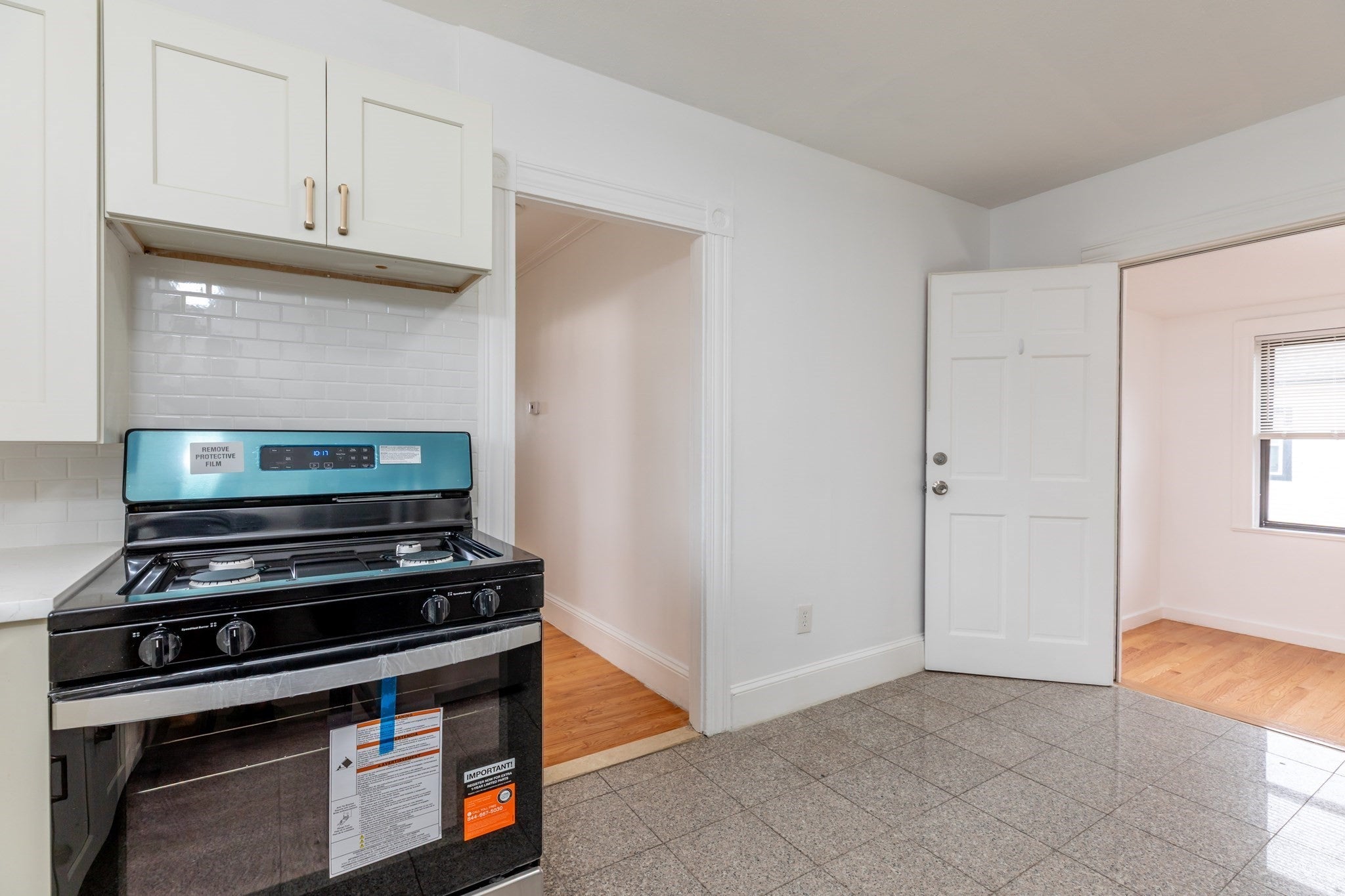 289 Milton St, Dedham, MA Photo #19