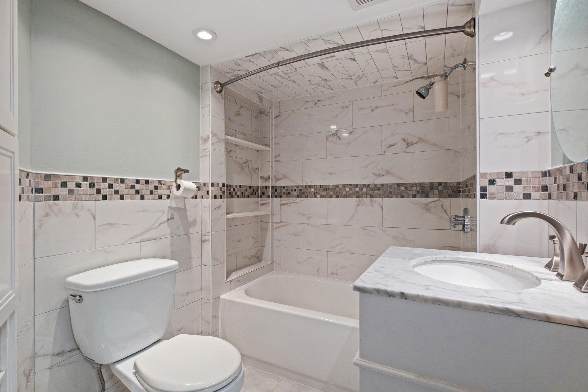 289 Milton St, Dedham, MA Photo #29