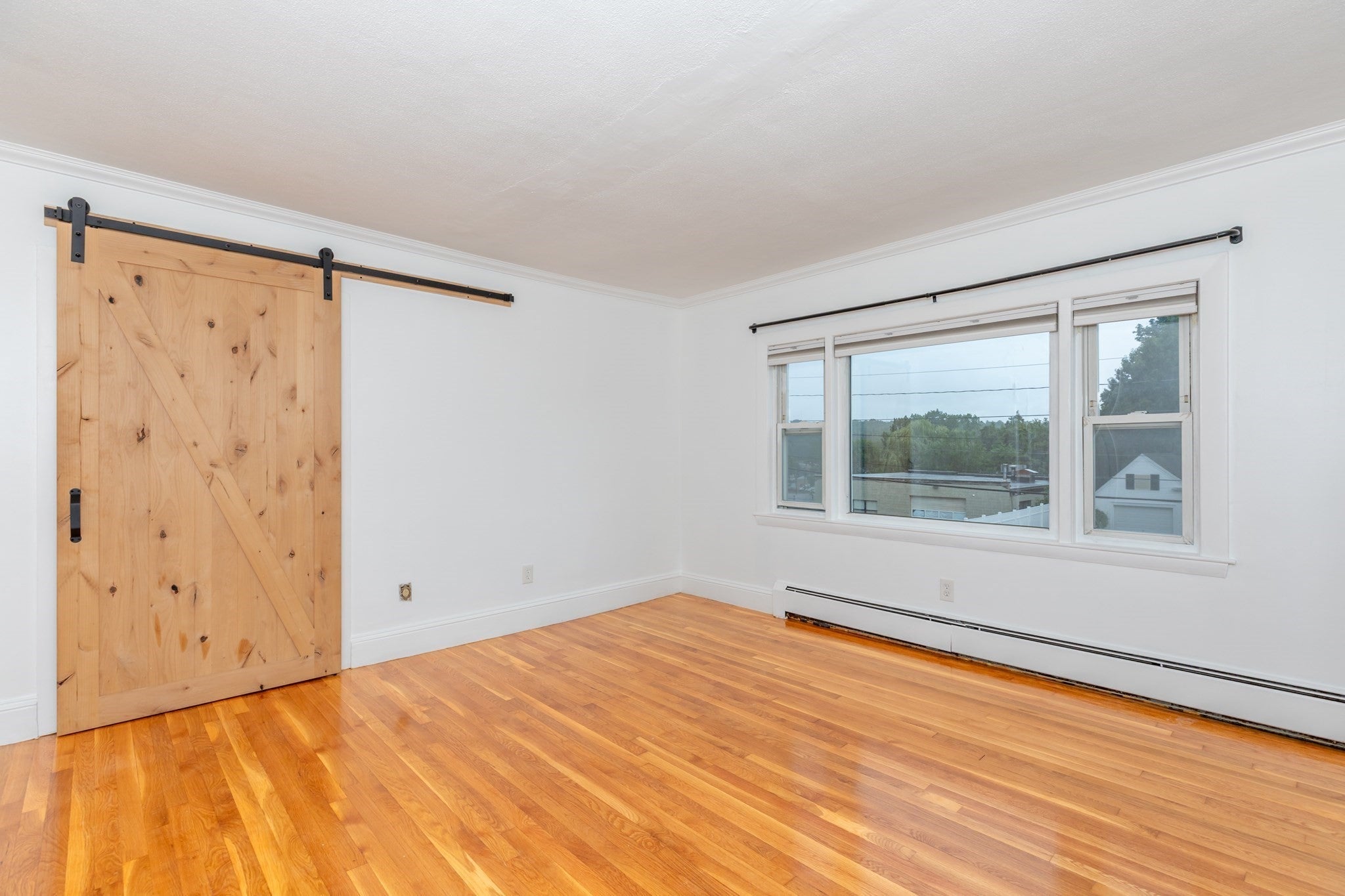 289 Milton St, Dedham, MA Photo #17