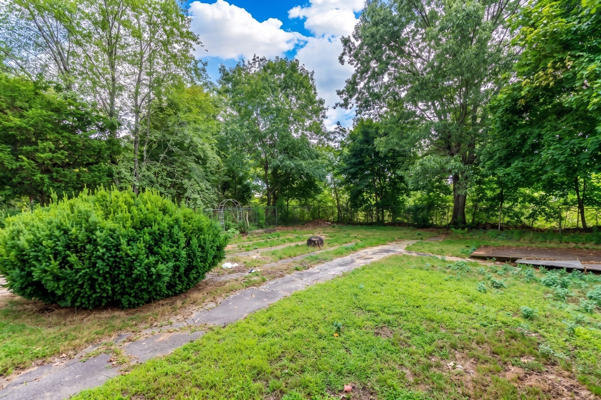 289 Milton St, Dedham, MA Photo #4