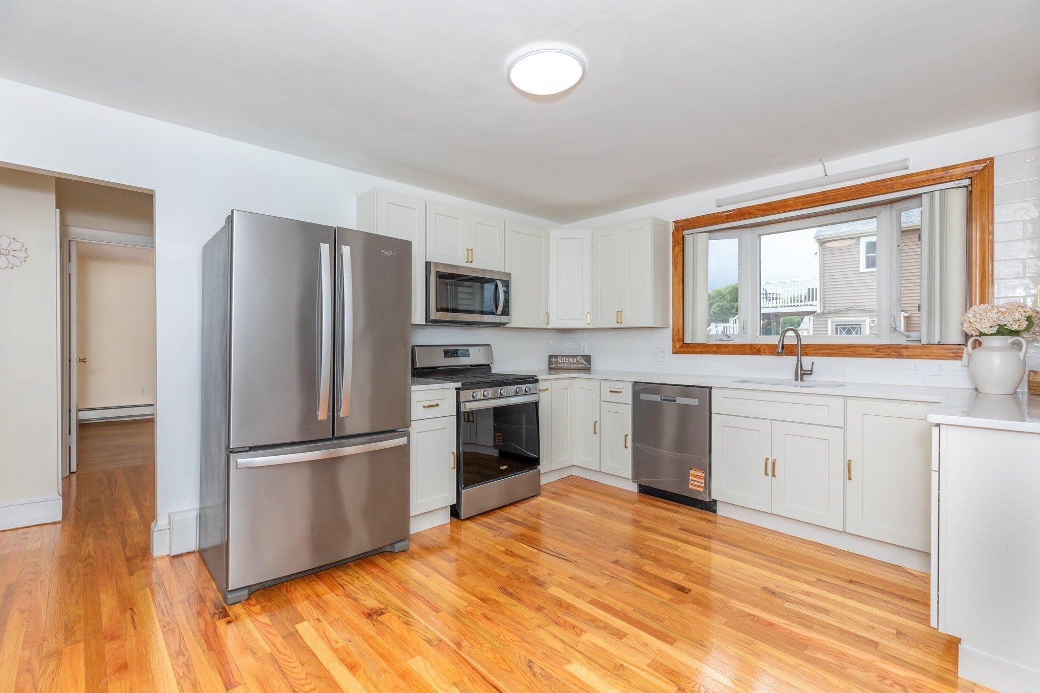 289 Milton St, Dedham, MA Photo #8