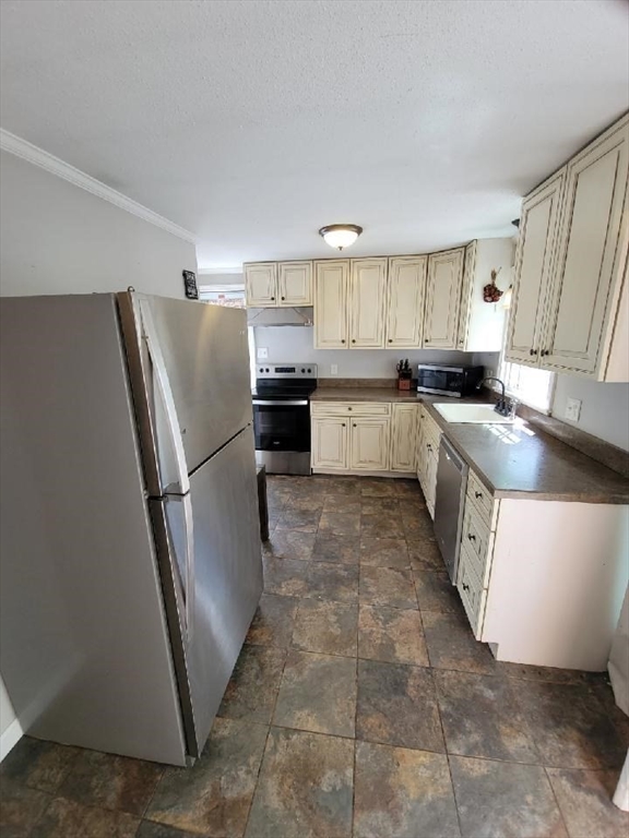 32 Edbert Drive