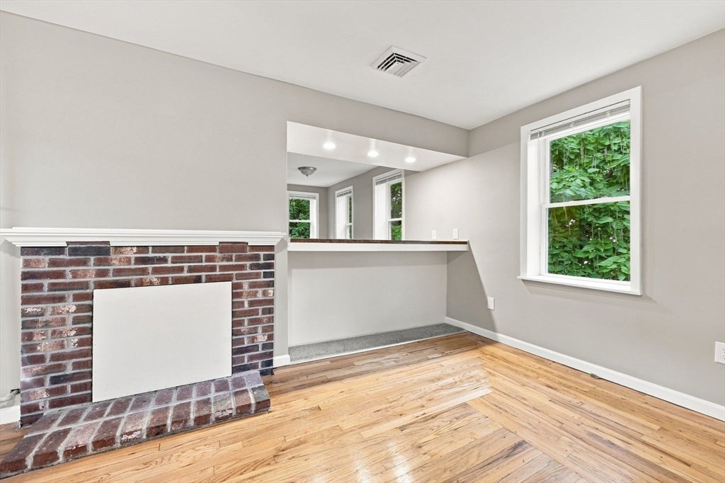 5 Princeton St, Westfield, MA, 5 Princeton St, Westfield, MA Photo #7