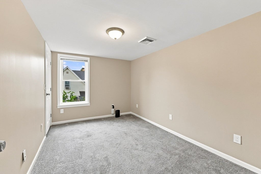 5 Princeton St, Westfield, MA, 5 Princeton St, Westfield, MA Photo #20