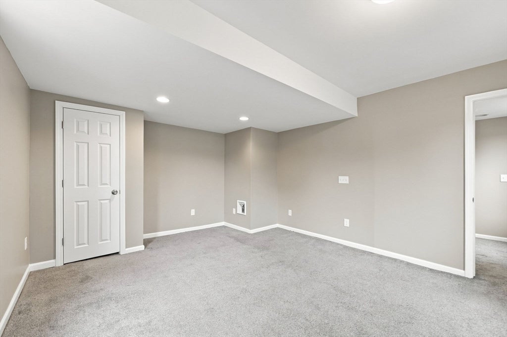 5 Princeton St, Westfield, MA, 5 Princeton St, Westfield, MA Photo #15