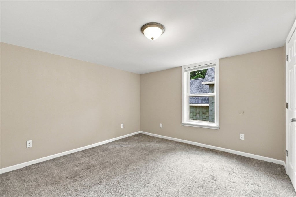 5 Princeton St, Westfield, MA, 5 Princeton St, Westfield, MA Photo #19