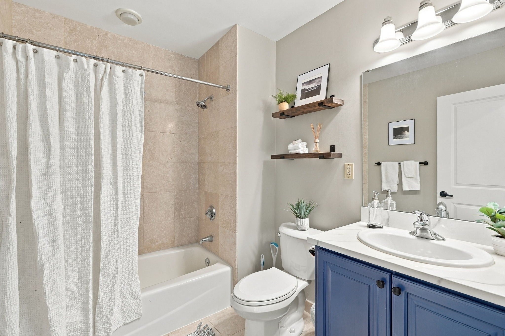 1723 Washington St #411, Boston, MA, 1723 Washington St #411, Boston, MA Photo #11