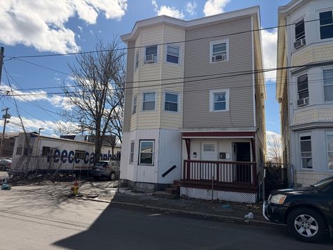 22-26 Chandler St Lawrence MA 01841